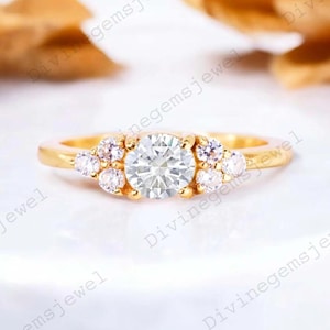 Anillo de compromiso de moissanita con diamantes en racimo, anillo vintage de oro de 14 quilates, joyería para dama de honor, anillo Art Déco para mujer, regalo de aniversario personalizado para el amor.