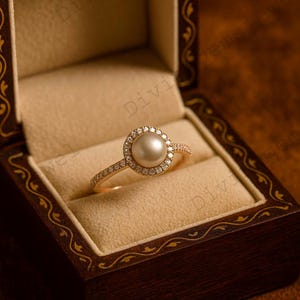 Freshwater Pearl Ring, Dainty Pearl Ring, 14k Yellow Gold Jewelry, Delicate Pearl Ring, June birthstone, Anniversary Ring, Gift For Birthday