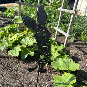 Piglet Metal Garden Stake, Disney Yard Art, Classic Winnie the Pooh Decor image 2