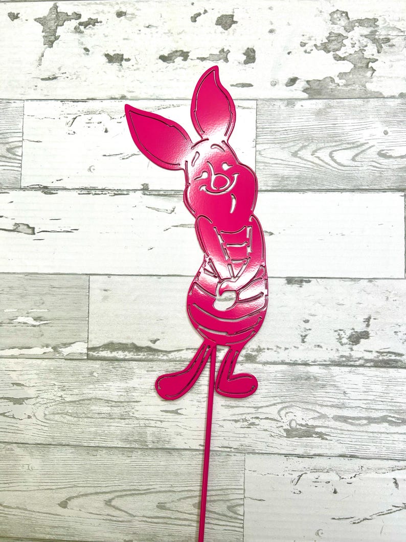 Piglet Metal Garden Stake, Disney Yard Art, Classic Winnie the Pooh Decor image 7