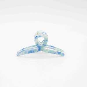 Darcie | Blue Large Hair Claw | Hair Claw for Thick Hair | Nonslip Hair Claw for Workout | Women&#39;s Gifts | Minimalist Hair Claw | Blue