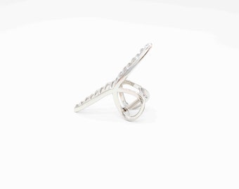 Darcie Metal Hair Claw Clip | Jaw Hair Clip | Nonslip Large Hair Claw | Thick Hair Claw | Womens Gifts | Minimalist Hair Claw | Silver