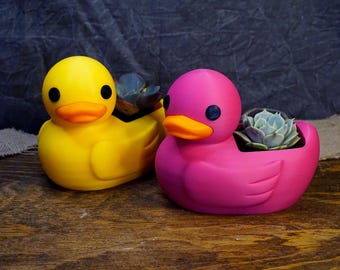 Rubber Duck Succulent Planter, 3D Printed Animal Plant Pot, Small Cactus Bowl, Indoor Duck Planter, Desk Succulent Holder