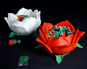 Blooming Rose Candy Dish, 3D Printed Floral Desk Trinkets or Jewelry Bowl, Quirky Coquette Room Decor, Unique Entryway Key Holder