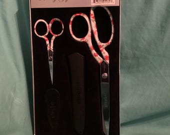 Audrey 2003 Gingher Designer 8" Dressmaker Shears & 4" Embroidery Scissor Gift Set