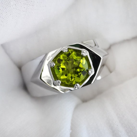 Lab Ruby Peridot Men's Streamline ring - 14K White Gold |JewelsForMe