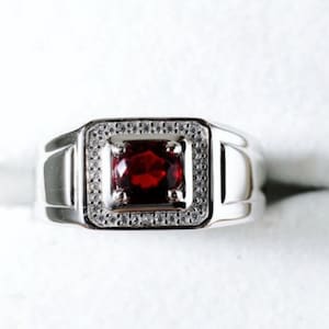 Natural garnet ring Mens Garnet Ring 925 Sterling Silver Gift For Him Garnet Statement Ring Promise Ring January Birthstone mens  Ring