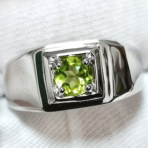 Natural Peridot Ring for Men, Solid 925 Sterling Silver, Peridot Gemstone Ring, Statement Silver Ring, Personalized Gift for Him Signet ring