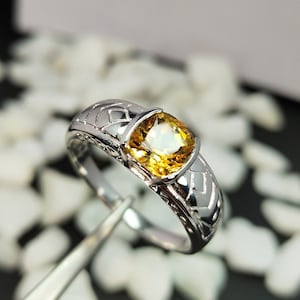 Natural citrine ring/ men ring/ 925 sterling siver ring Signet ring/ signet ring/ statement ring/ cushion citrine ring
