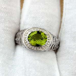 Natural Peridot Ring for Men, Solid 925 Sterling Silver, Peridot Gemstone Ring, Statement Silver Ring, Personalized Gift for Him Signet ring