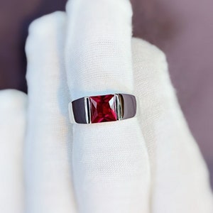 Natural garnet ring Mens Garnet Ring 925 Sterling Silver Gift For Him Garnet Statement Ring Promise Ring January Birthstone mens  Ring