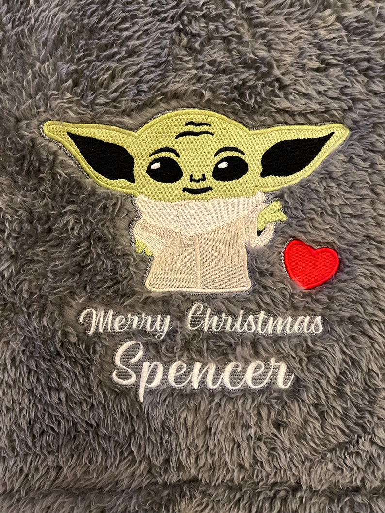 Baby Yoda Throw-Baby Yoda Gift-Christmas Gift-Birthday Gift-Personalised Gift-Gifts-Gifts for him-Gifts for her-Gifts for children-Baby Yoda image 2