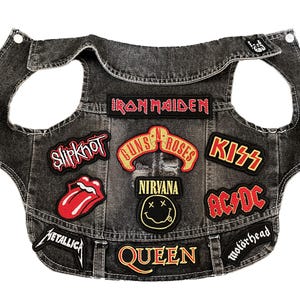 Veste en jean noir pour chien de roche - Gilet punk pour animaux de compagnie pour les amateurs de musique metal - Vêtements personnalisables pour chiens