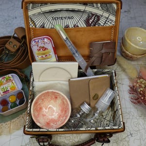 Little Suitcase - TRAVEL WATERCOLOUR SET