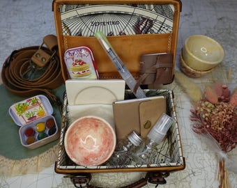 Little Suitcase - TRAVEL WATERCOLOUR SET