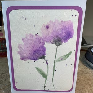 Kaart voor alle gelegenheden met paarse bloemen