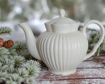 White Ceramic Teapot, Ribbed Pumpkin Silhouette