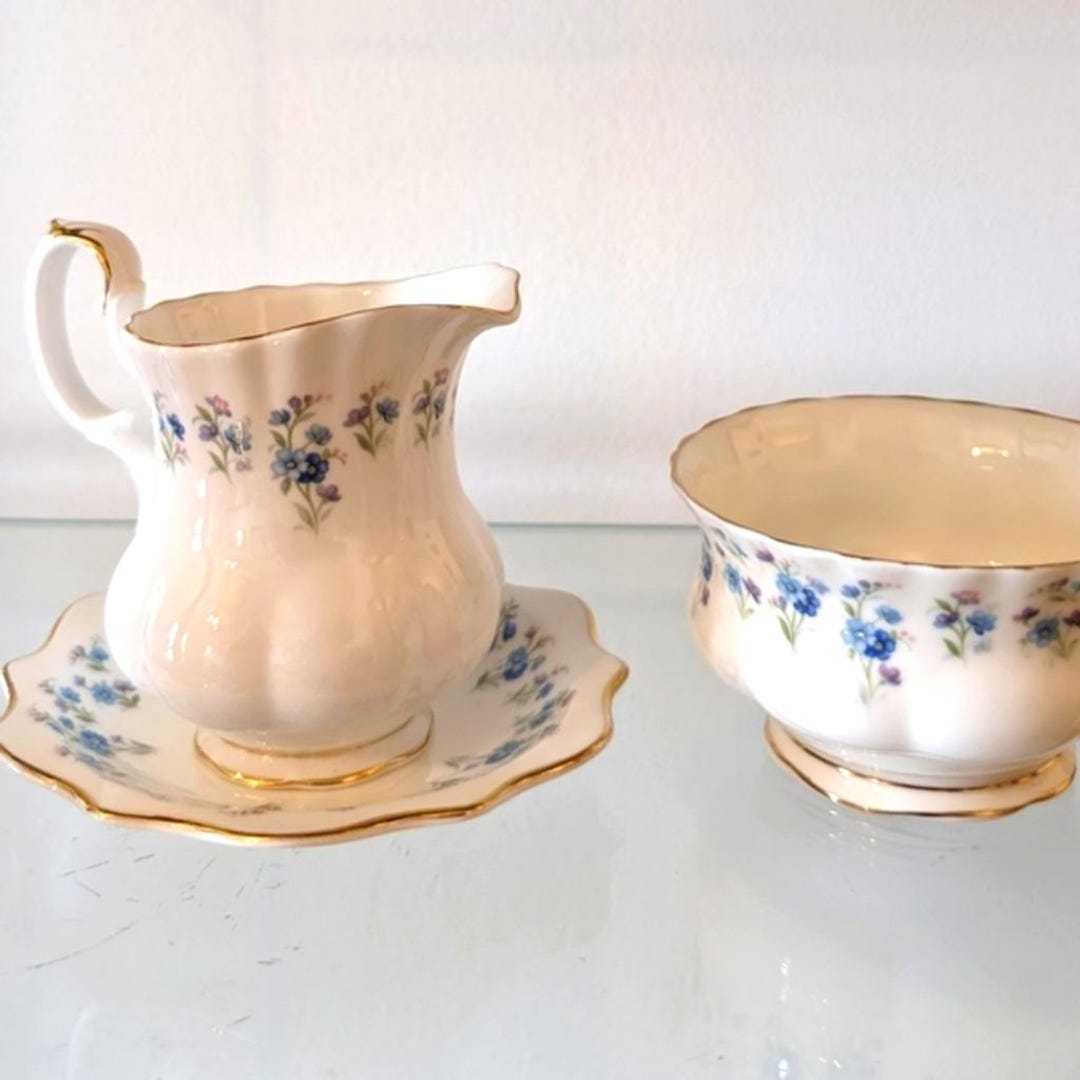 Royal Albert Fine Bone China, Pattern Memory Lane 1964 - Etsy