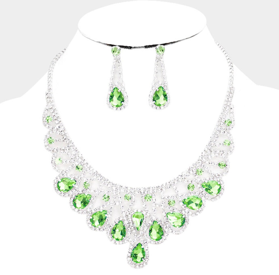 Light green necklace set discount