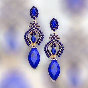 Blue earrings, blue rhinestone earrings, sapphire dangle earrings, sapphire blue pageant earrings, blue prom earrings, Blue dressy earrings