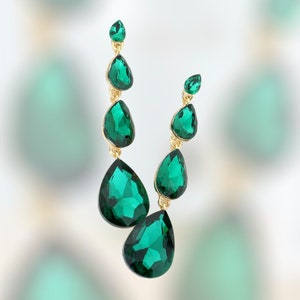 Green Dangle Earrings, Emerald Green Dangle earrings, Green pageant/ prom earrings , green  statement earrings, Green Holiday Earrings