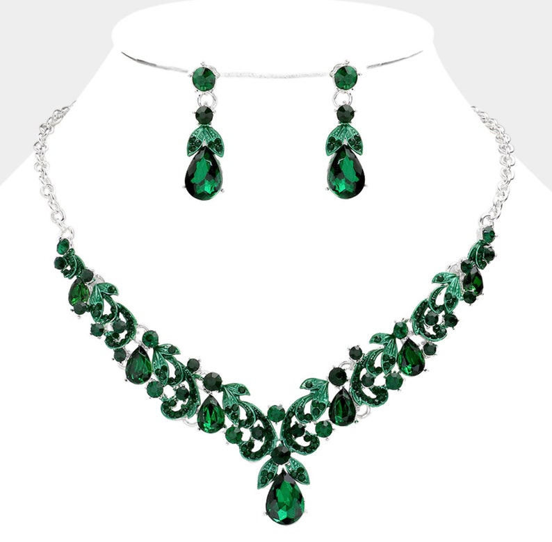 Emerald Green Rhinestone Necklace Large Necklace in Green Etsy