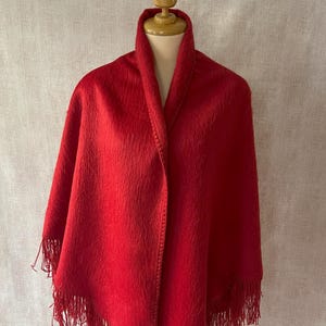 Women&#39;s Alpaca Shawl - Alpaca Shawl - Alpaca pashmina - Peruvian Pashmina - Alpaca Wool - Peruvian gift - Handmade pashmina