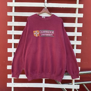 Rare! Vintage 1990s Cambridge University England Crewneck Sweatshirt Embroidered Logo Vintage University Fashion / Oversized / XL