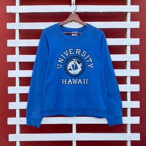 Rare! Vintage 1990s TEE JAYS University Of Hawaii Crewneck Sweatshirt Big Logo Vintage University Fashion Style / Small