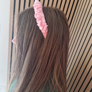 Chunky headband, soft chenile headband, wedding guest headband, soft pink accessory,kind on hair, hair friendly hairband, woollen headband
