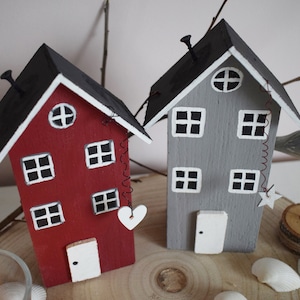 Set of 2 or individually, Scandinavian wooden houses, Swedish house, wooden houses for decoration, garden decoration, lovingly made by hand