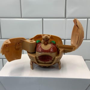 Bakugan Battle Brawlers Subterra Gorem 450G Tan Brown Earth Attribute Toy Figure