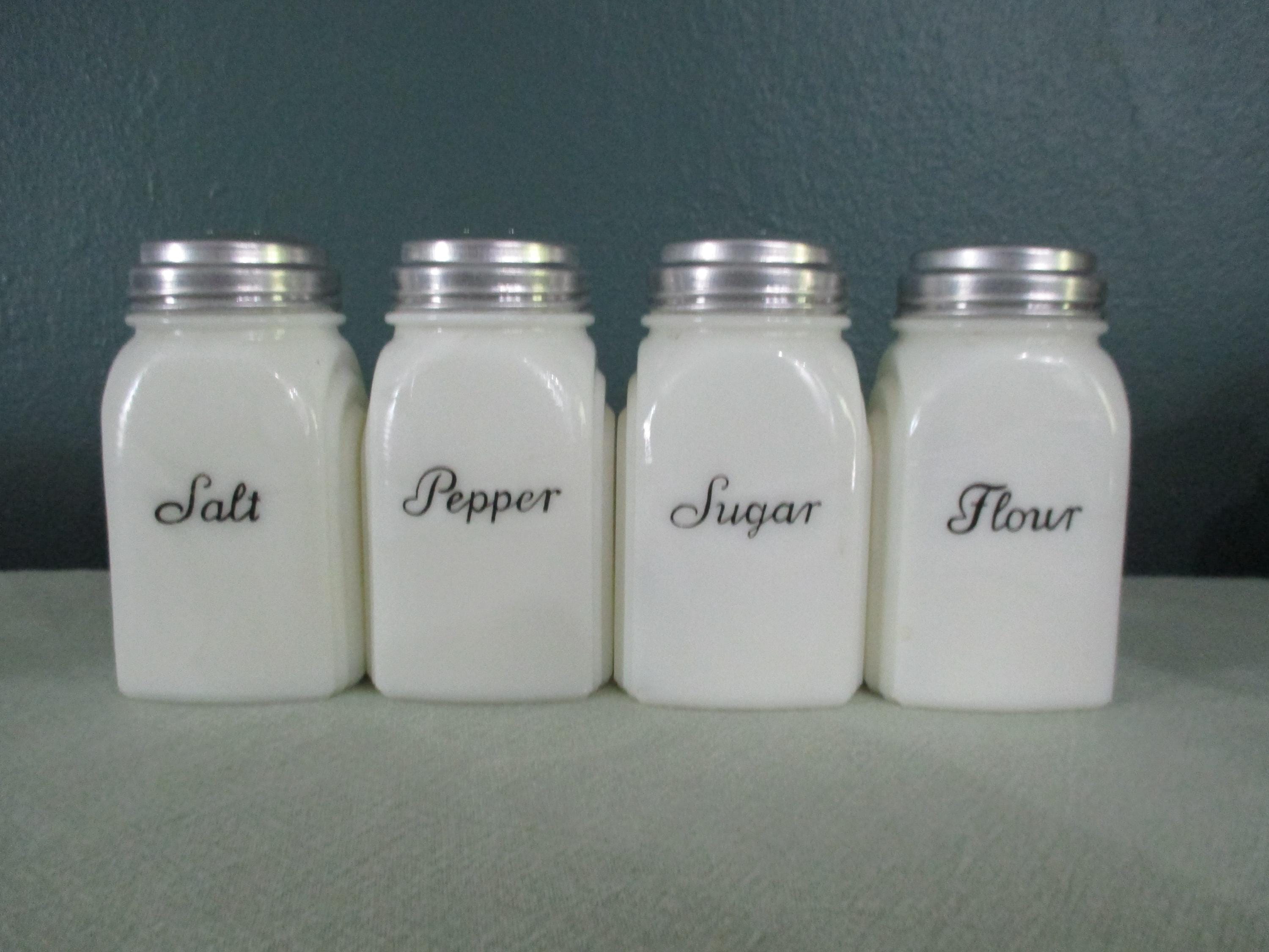 Milk glass salt and pepper shakers vintage fire king - Etsy 日本
