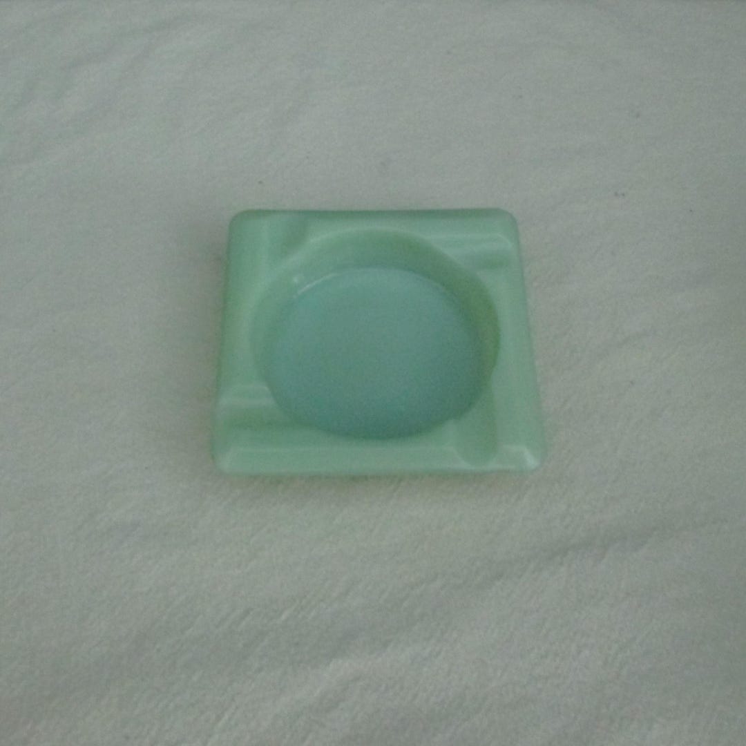 Vintage Fire King Jadeite 4 1/4