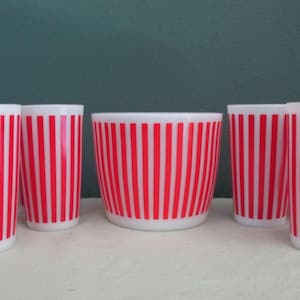 Vintage Hazel Atlas rood-wit gestreept 8 st. Set ijsemmer en beker