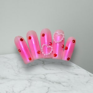 Pink Heart Chrome Press Ons