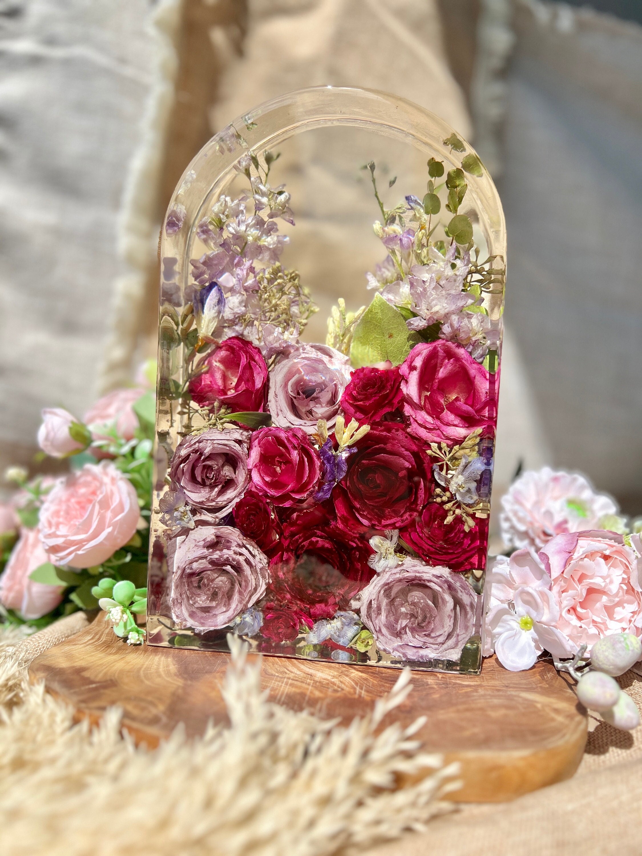 Motif Shabby Chic En Forme De Bouquet De Roses Rouges · Creative Fabrica