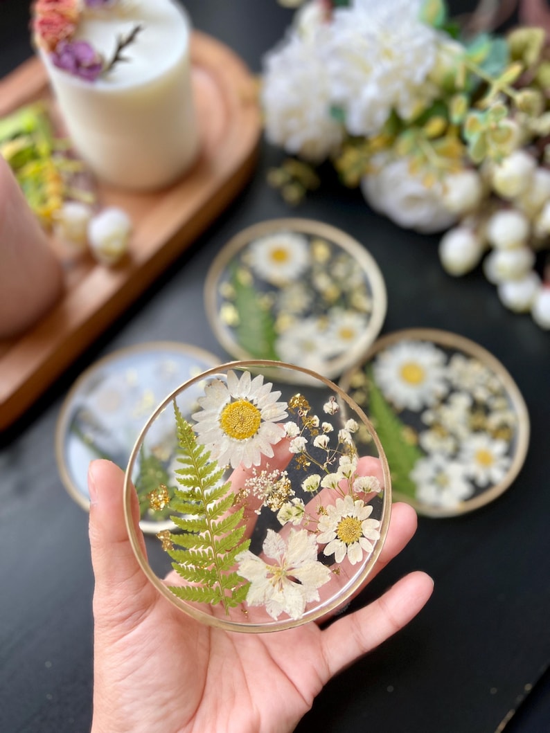 Resin Coasters | Dried Flower Coasters | Pressed Flowers | Gifts for her | wedding Favour | Bridesmaid gifts | wedding return gifts