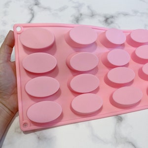2.2&quot;x1.25&quot;x0.75&quot; /16 Cavities Small Oval Silicone Mold/ Oval Silicone Soap Mold/ Oval Soap Mold/ Oval silicone Mold/ Oval Mold