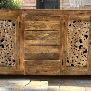 Wood Sideboard Intricate Floral Carvings-Cupboard Storage Cabinet for Living Room Furniture-Solid Wood Traditional Buffet Credenza Table