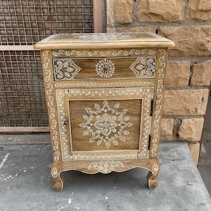 Wooden HandPainted Cabinet Drawer With Shelf, Wooden Bedside Drawer Desk,Indian Painted Nightstand Furniture Decor, Rajasthani Art Deco