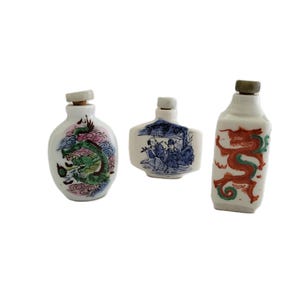 Vintage Chinese Snuff Bottles