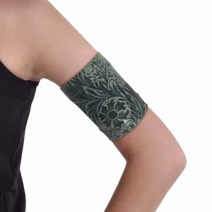 Armband to protect your CGM Freestyle Libre, Guardian Enlite, Dexcom, Sibionics and many more Dia-Band MIDNIGHT SERIE image 5