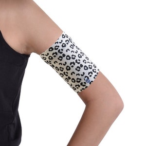 Armband to hold your Freestyle Libre, Dexcom, Medtrum, Sibionics glucose sensors or insulin patch pump Omnipod Dia-Band image 7