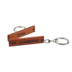 T1 Diabetes Wooden Keychain I>∧∨ - Kaio-Key Hanger