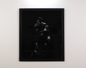 Muhammad Ali Cracked Glass Portrait - Iconic Boxing Art, Unique Sports Memorabilia, Handcrafted Elegance Wall Decor Perfect Gift Her & Him