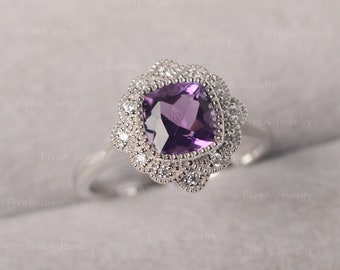 Lavender Amethyst Ring February Birthstone Flower Cluster Ring Vintage Engagement Ring