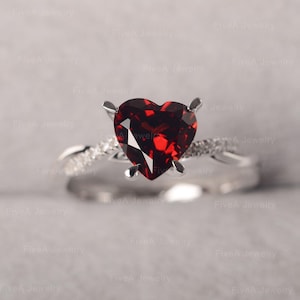 Natural Garnet Ring Red Heart Shaped Ring Love Engagement Ring for Women