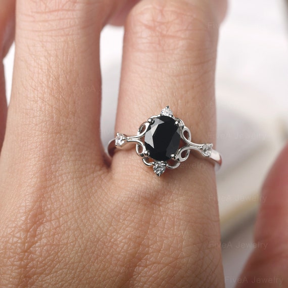 最終値下げFauvirame Black Spinel Ellipse Ring Black Spinel Ellipse Ring/Gold | Fauvirame | フォーヴィ