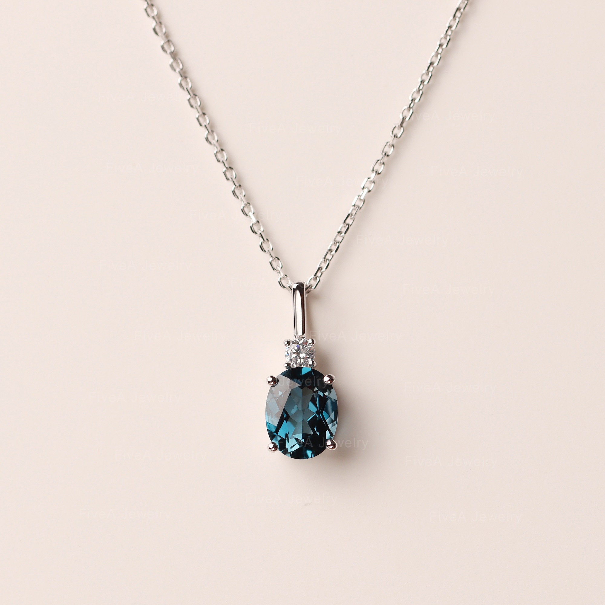 送税込【CRAFTD London】Blue Clover Stone Pendant (2色)国内発 楽天市場】CRAFTD London ネックレス BLUE GEMSTONE CLOVER